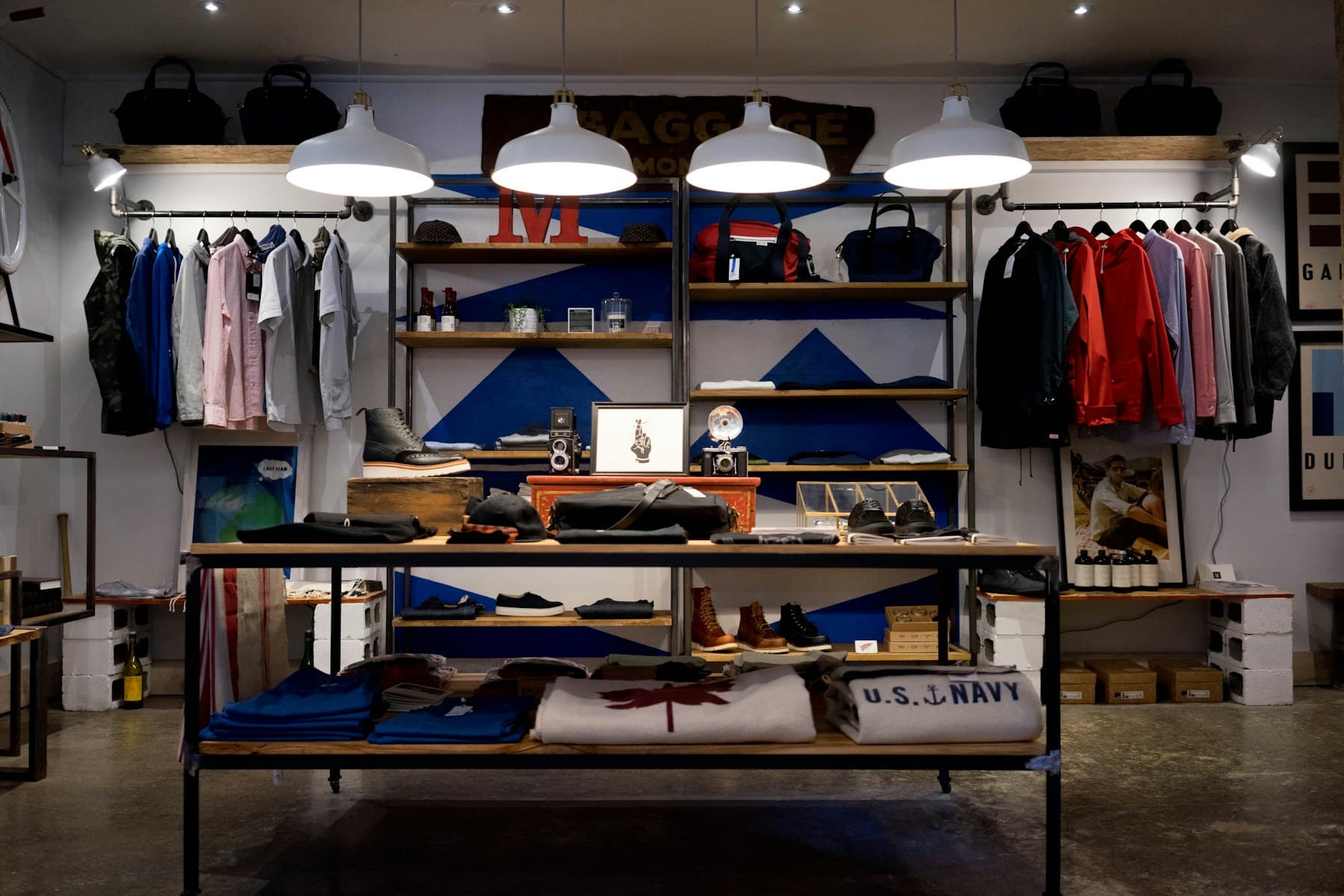 Atmosphere for shop & retail